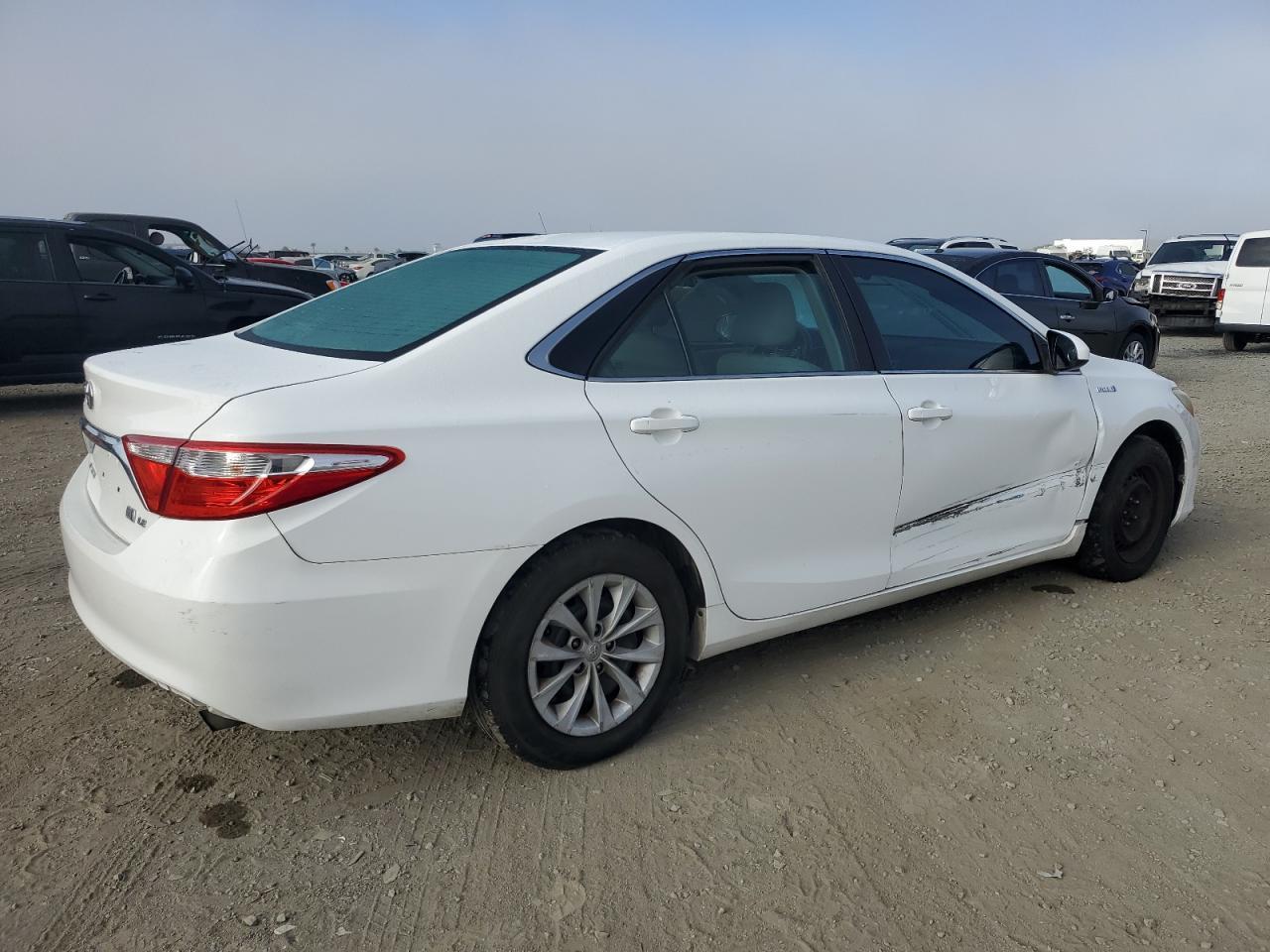 2015 Toyota Camry Hybrid - Фото 3