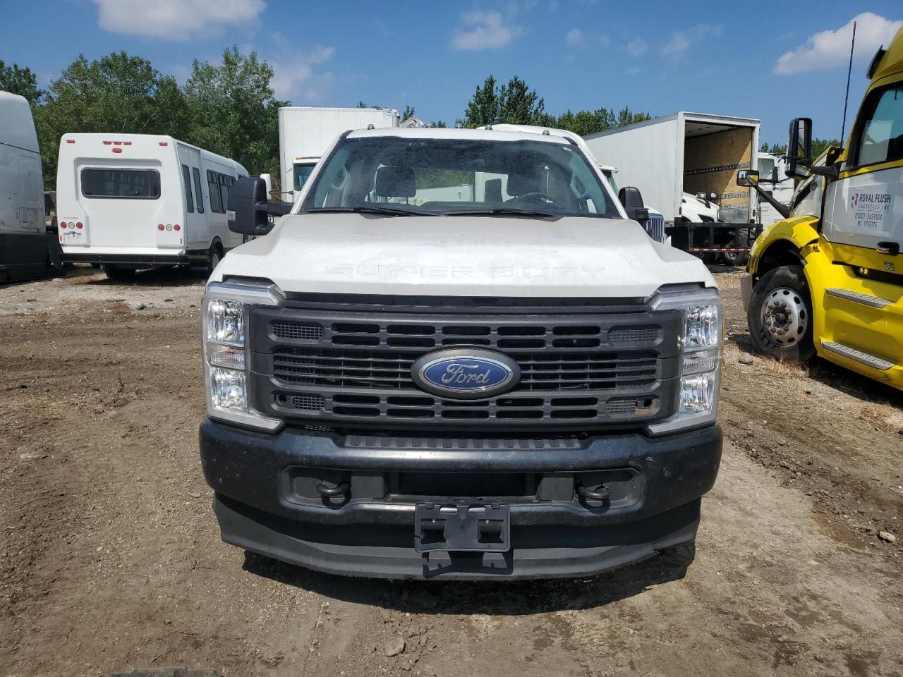 2024 Ford F350 Super Duty Super Duty - Фото 5