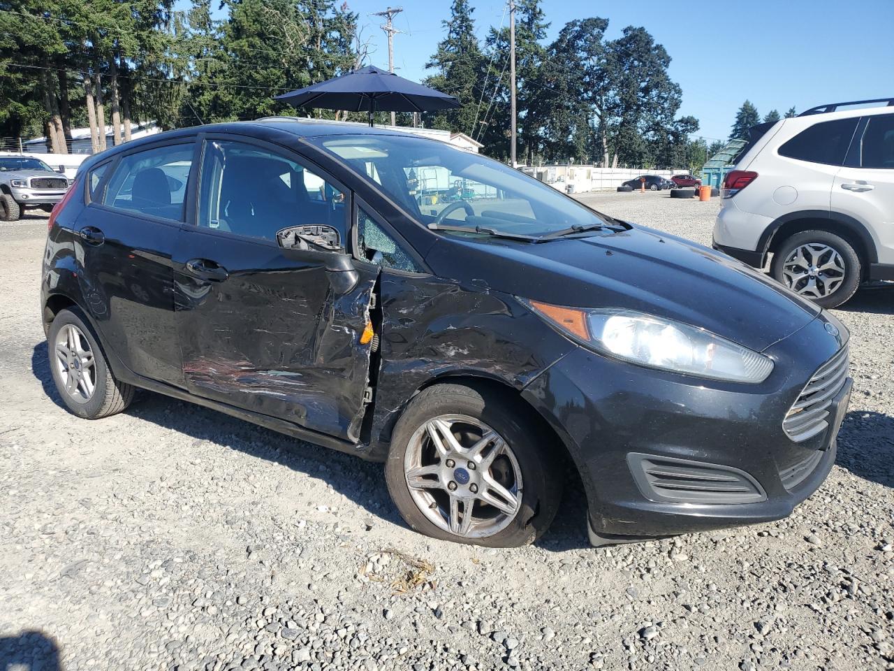 2018 Ford Fiesta Se - Фото 4