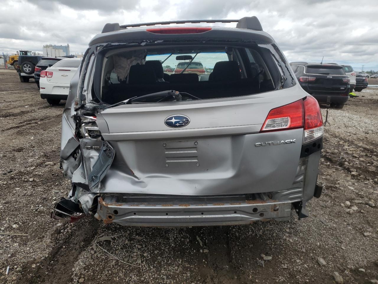 2010 Subaru Outback 2.5I Premium - Фото 6