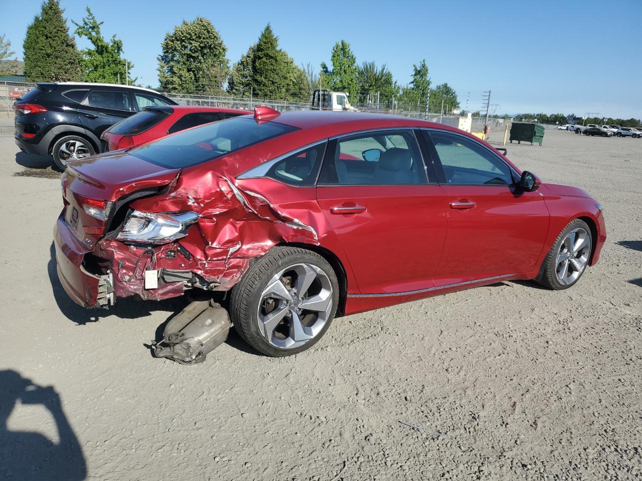 2018 Honda Accord Touring - Image 3