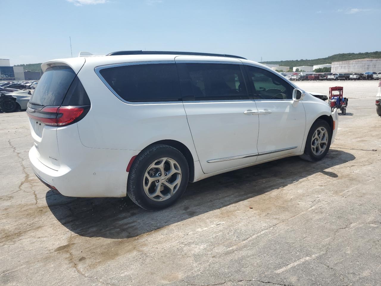 2022 Chrysler Pacifica Limited - Фото 3