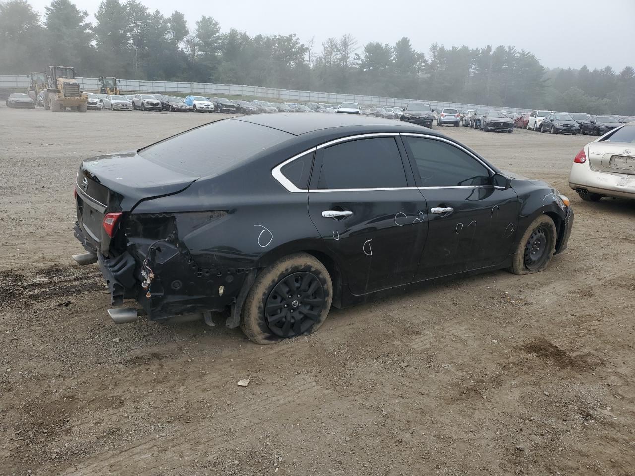 2016 Nissan Altima 2.5 - Фото 3