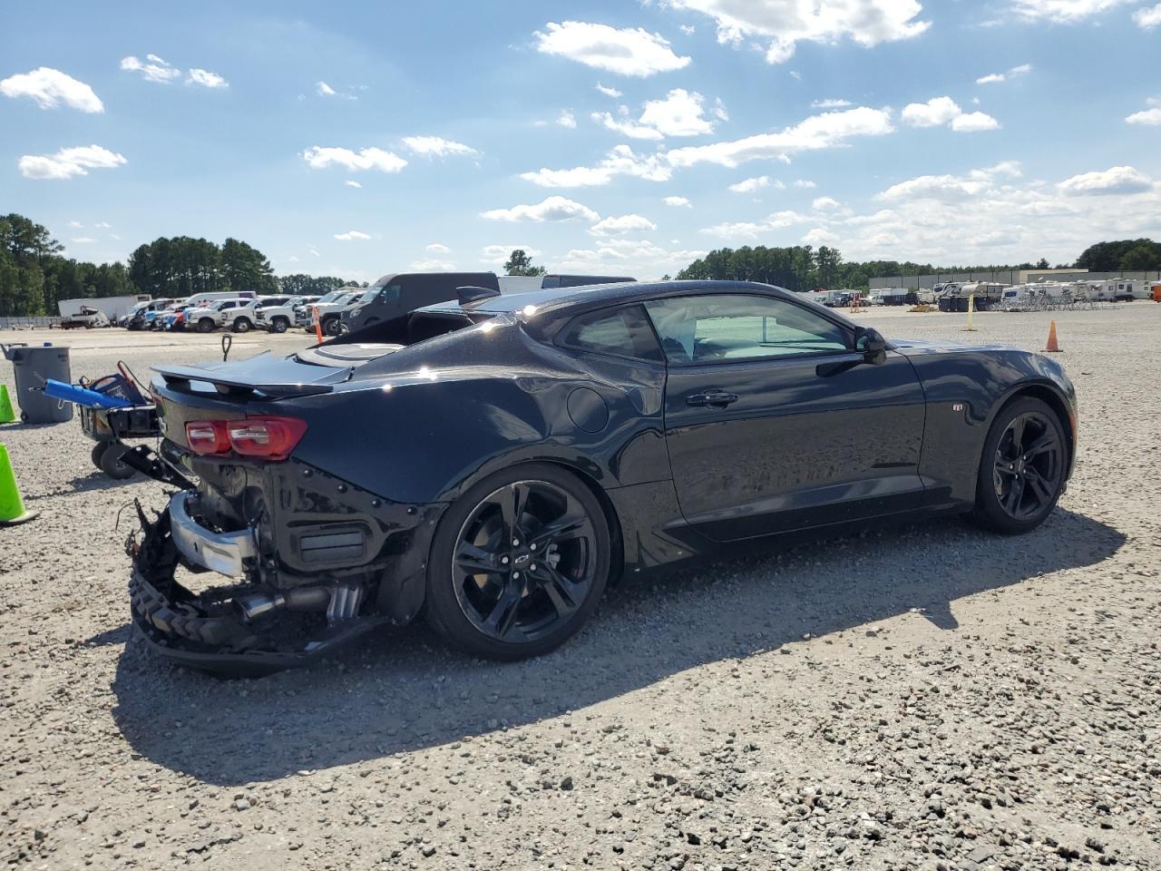 2023 Chevrolet Camaro Ls - Фото 3