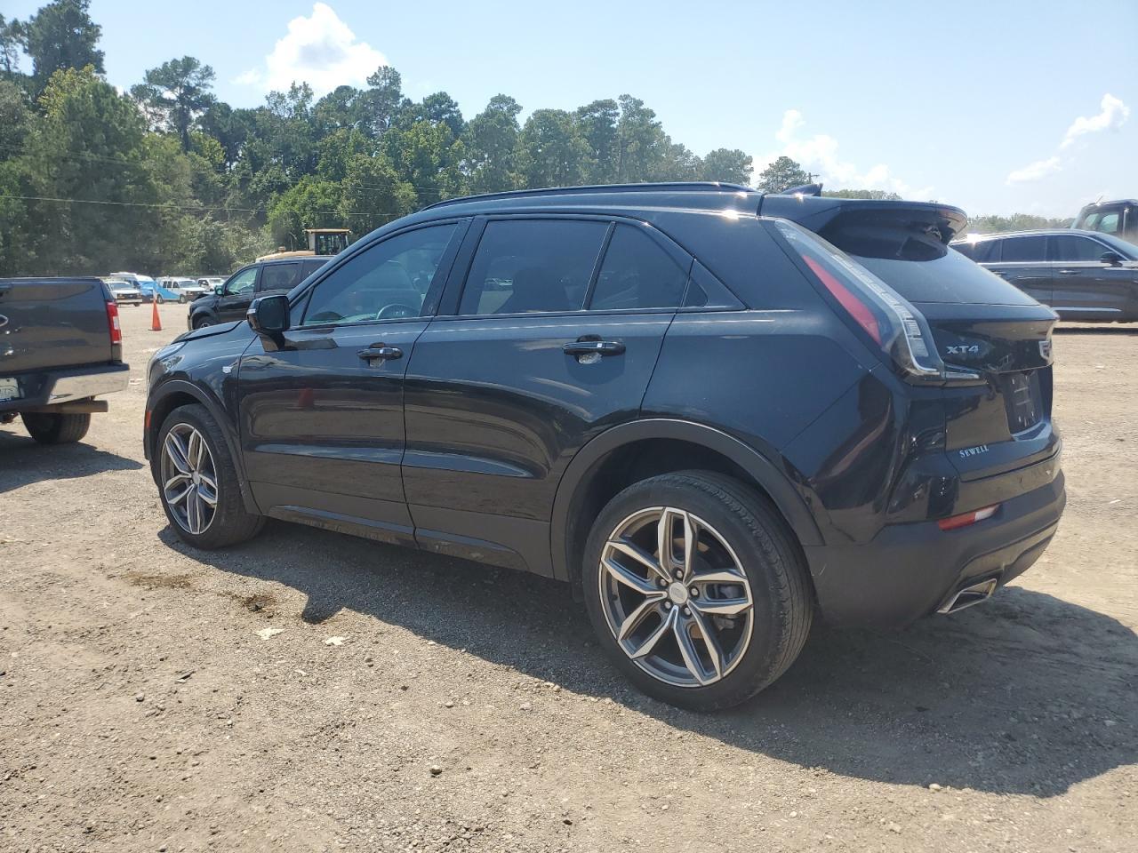 2023 Cadillac Xt4 Sport - Фото 2