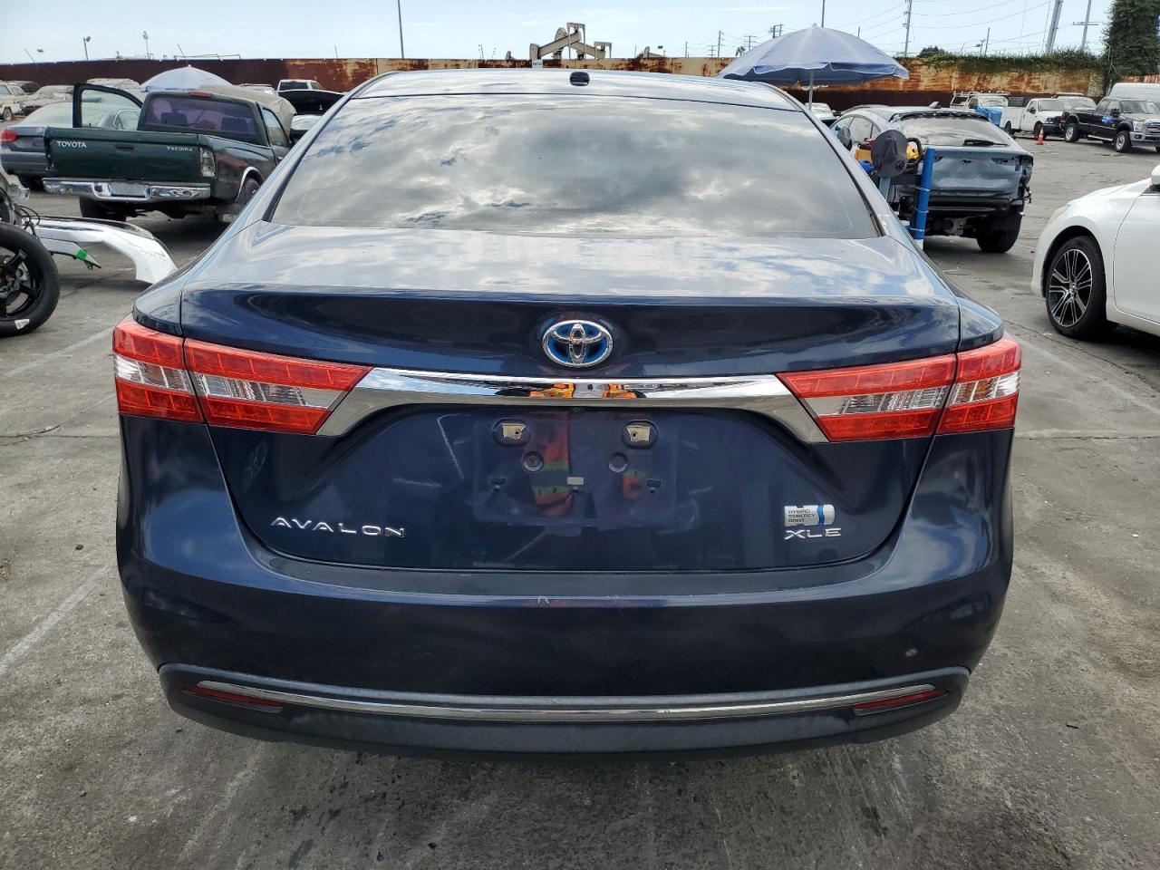 2014 Toyota Avalon Hybrid - Фото 6