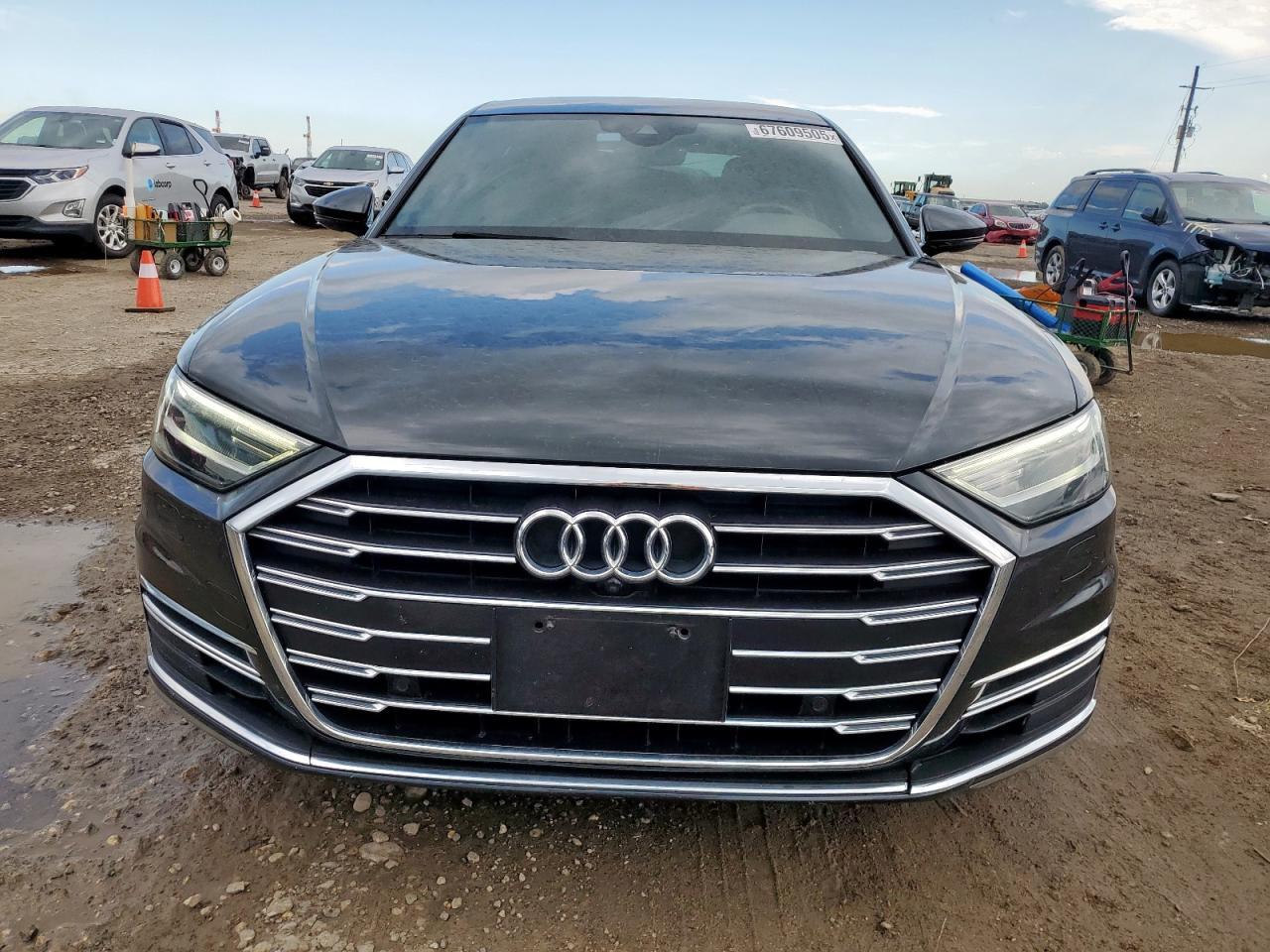 2021 Audi A8 L - Фото 5