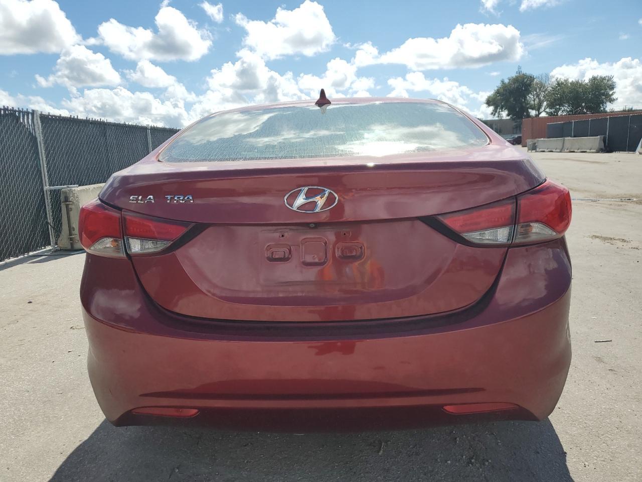 2015 Hyundai Elantra Se - Фото 6