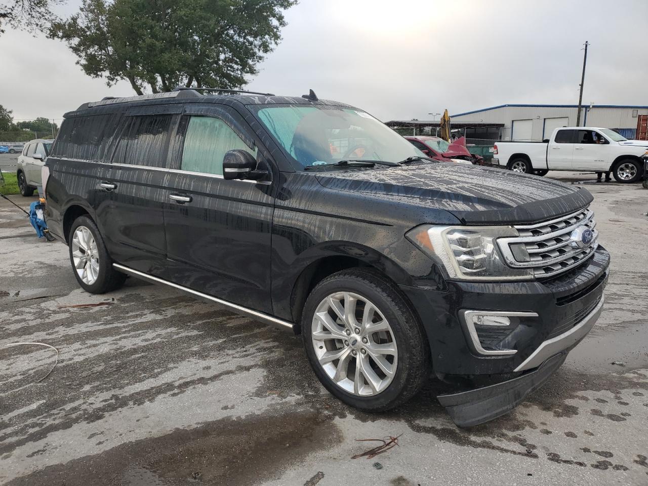 2018 Ford Expedition Max Limited - Image 4