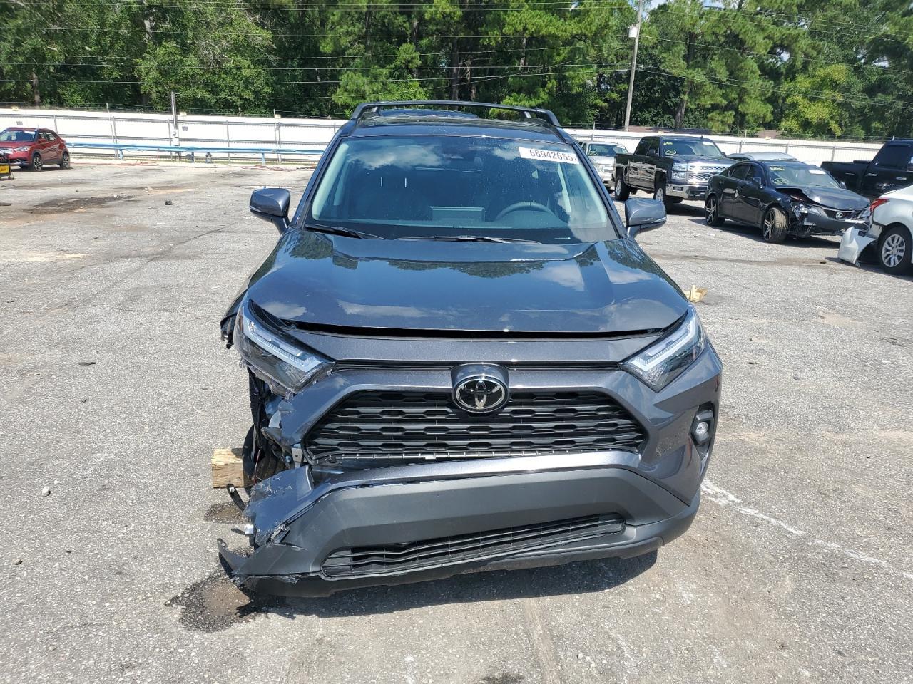 2025 Toyota Rav4 Xle Premium - Image 5