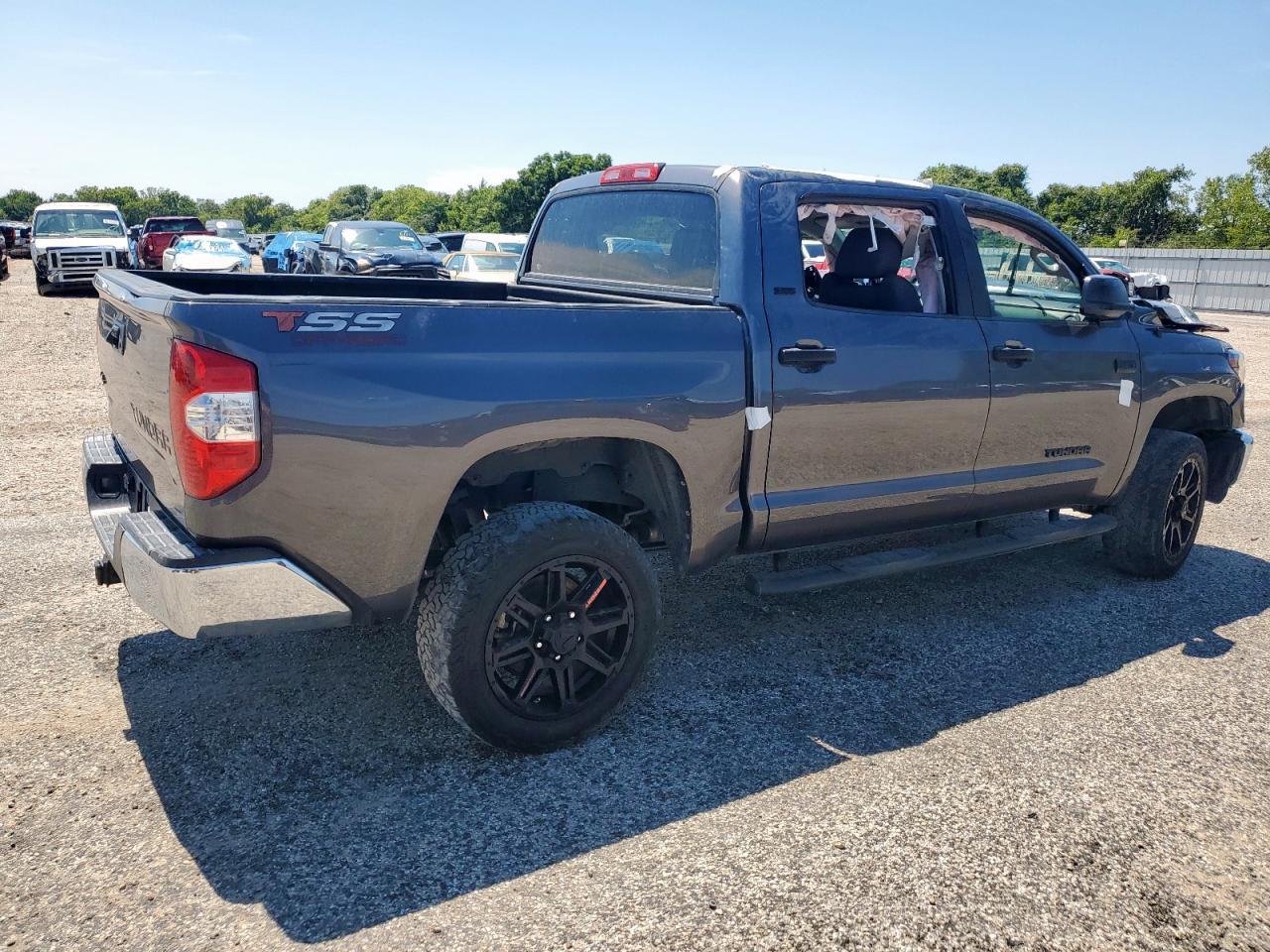 2019 Toyota Tundra Crewmax Sr5 - Фото 3