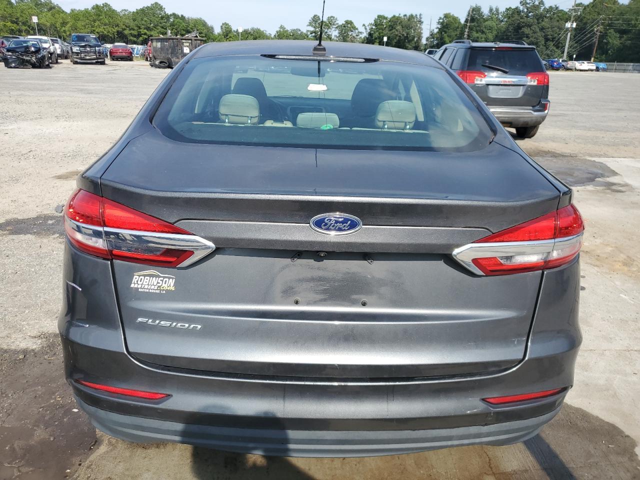 2019 Ford Fusion S - Фото 6