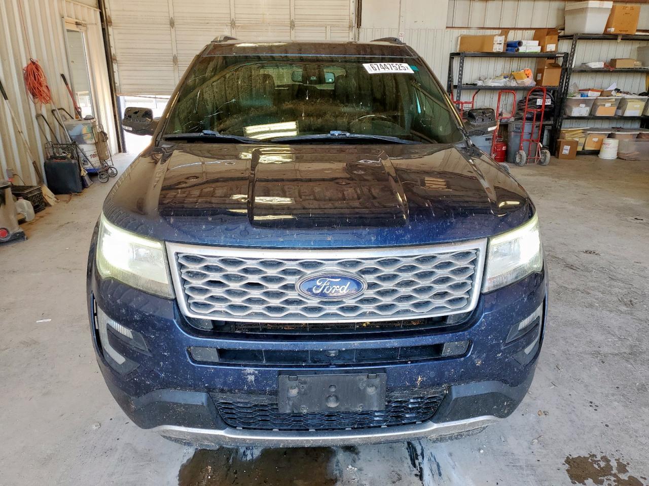 2017 Ford Explorer Platinum - Image 5