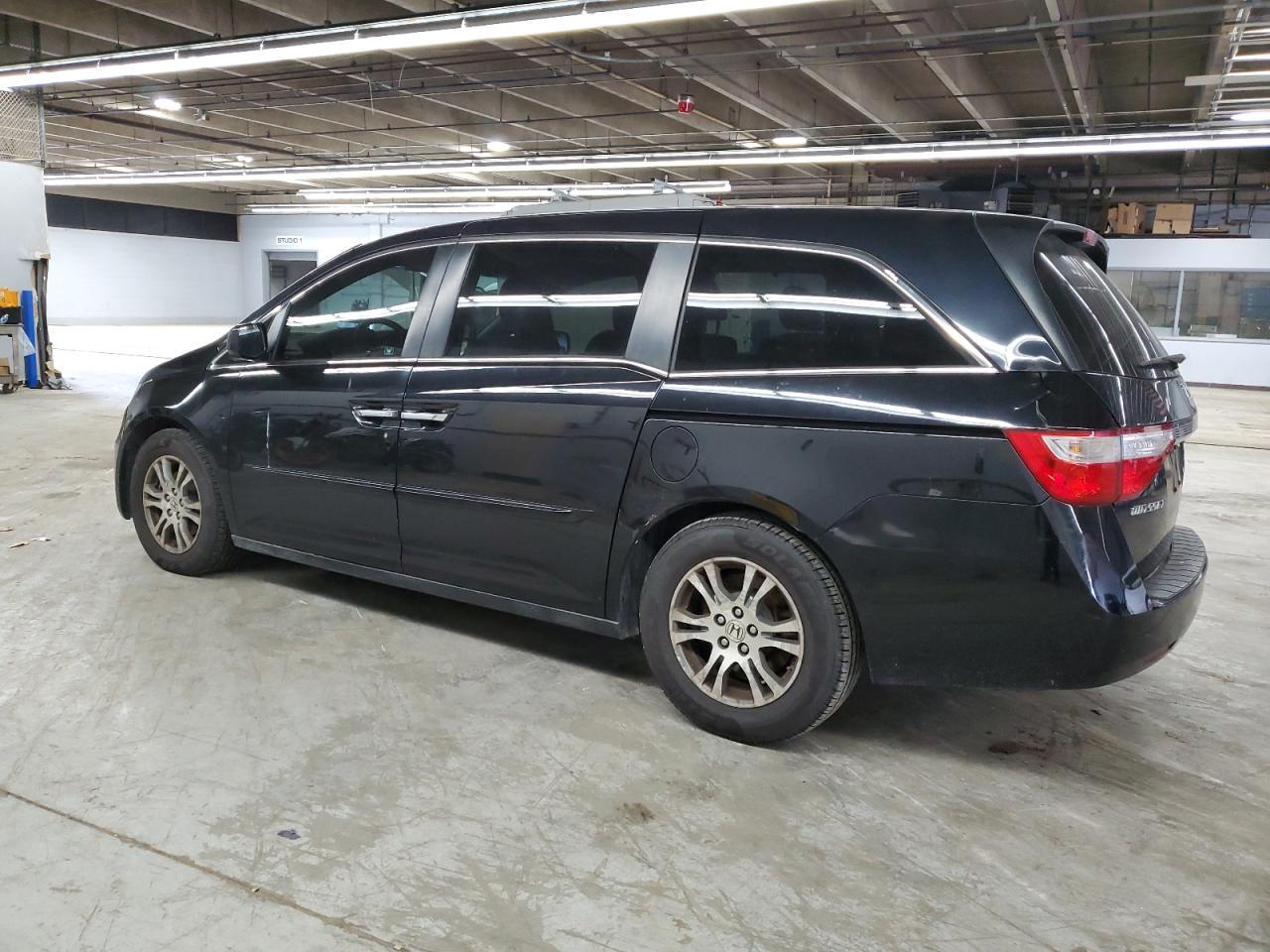 2011 Honda Odyssey Exl - Фото 2