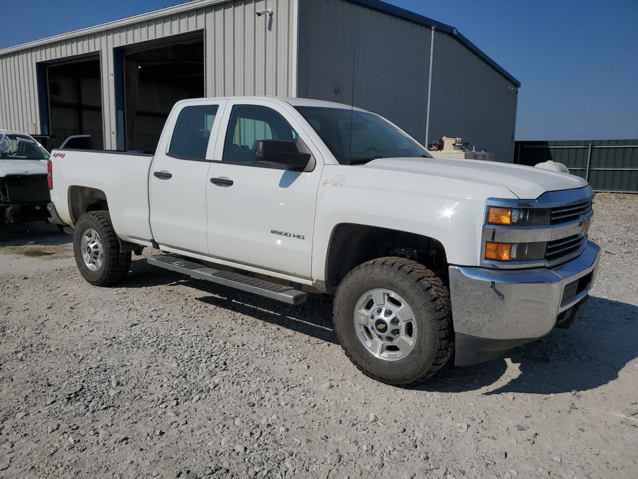 2018 Chevrolet Silverado K2500 Heavy Duty - Фото 4