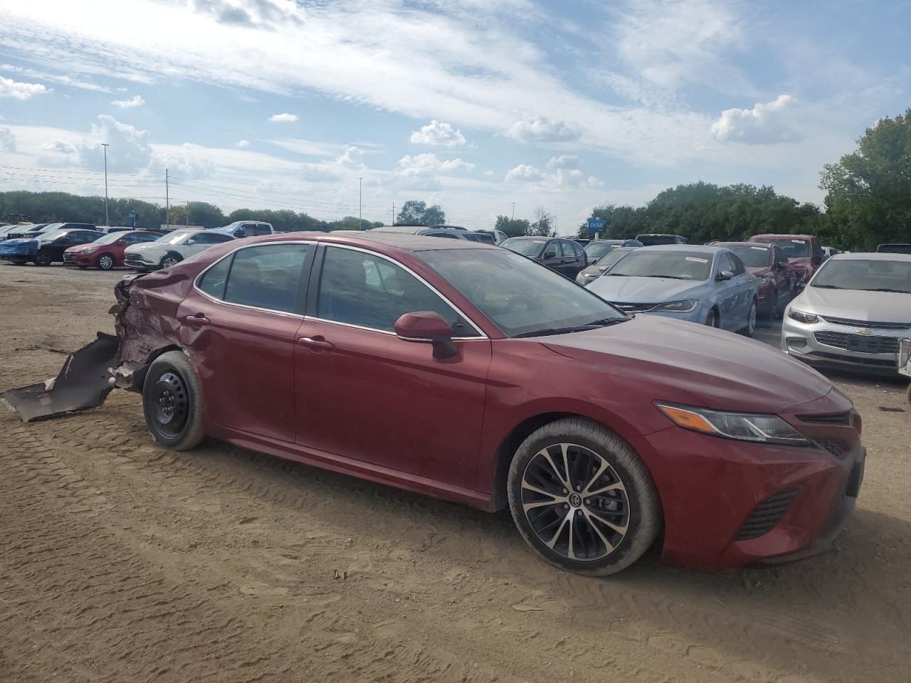 2018 Toyota Camry L - Фото 4