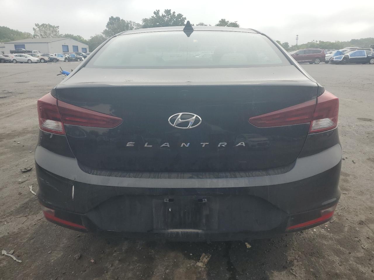 2020 Hyundai Elantra Sel - Фото 6