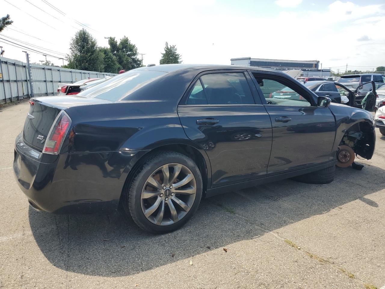 2014 Chrysler 300 S - Фото 3