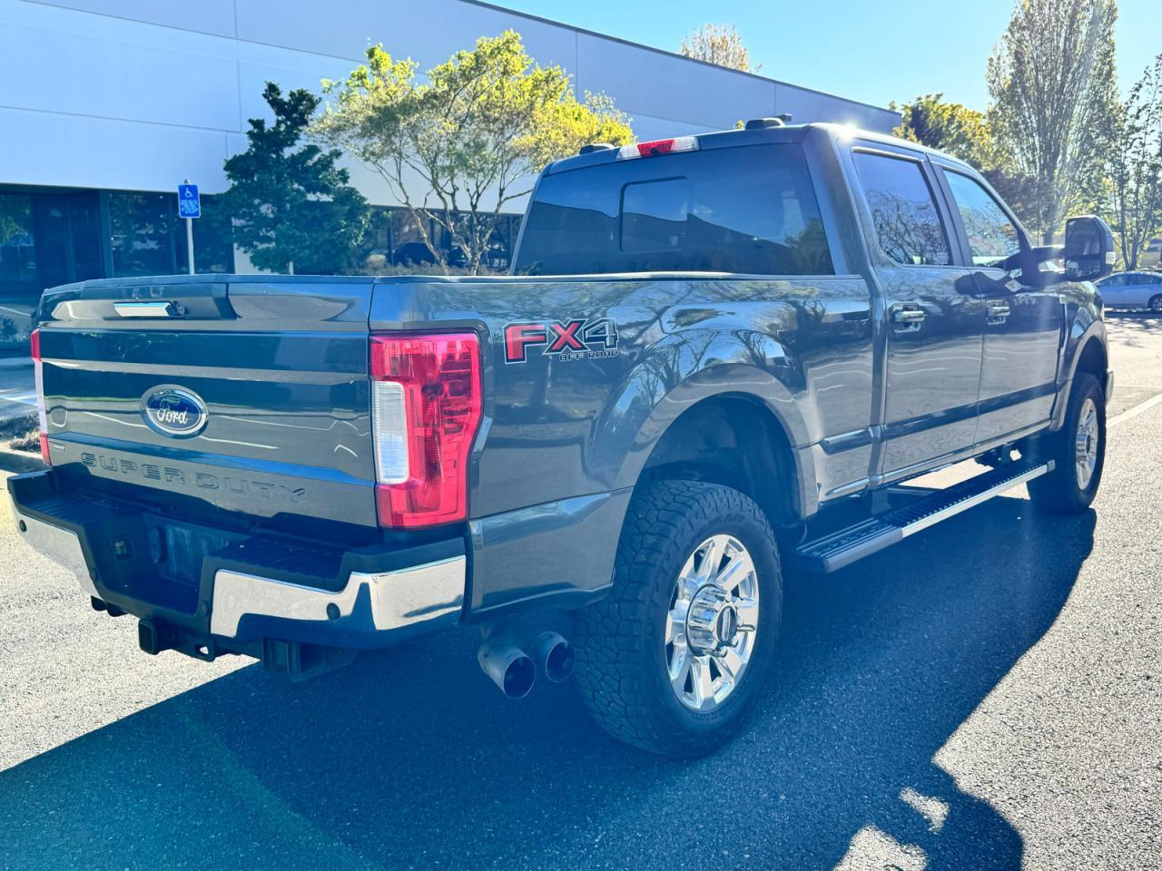 2018 Ford F350 Super Duty - Фото 4