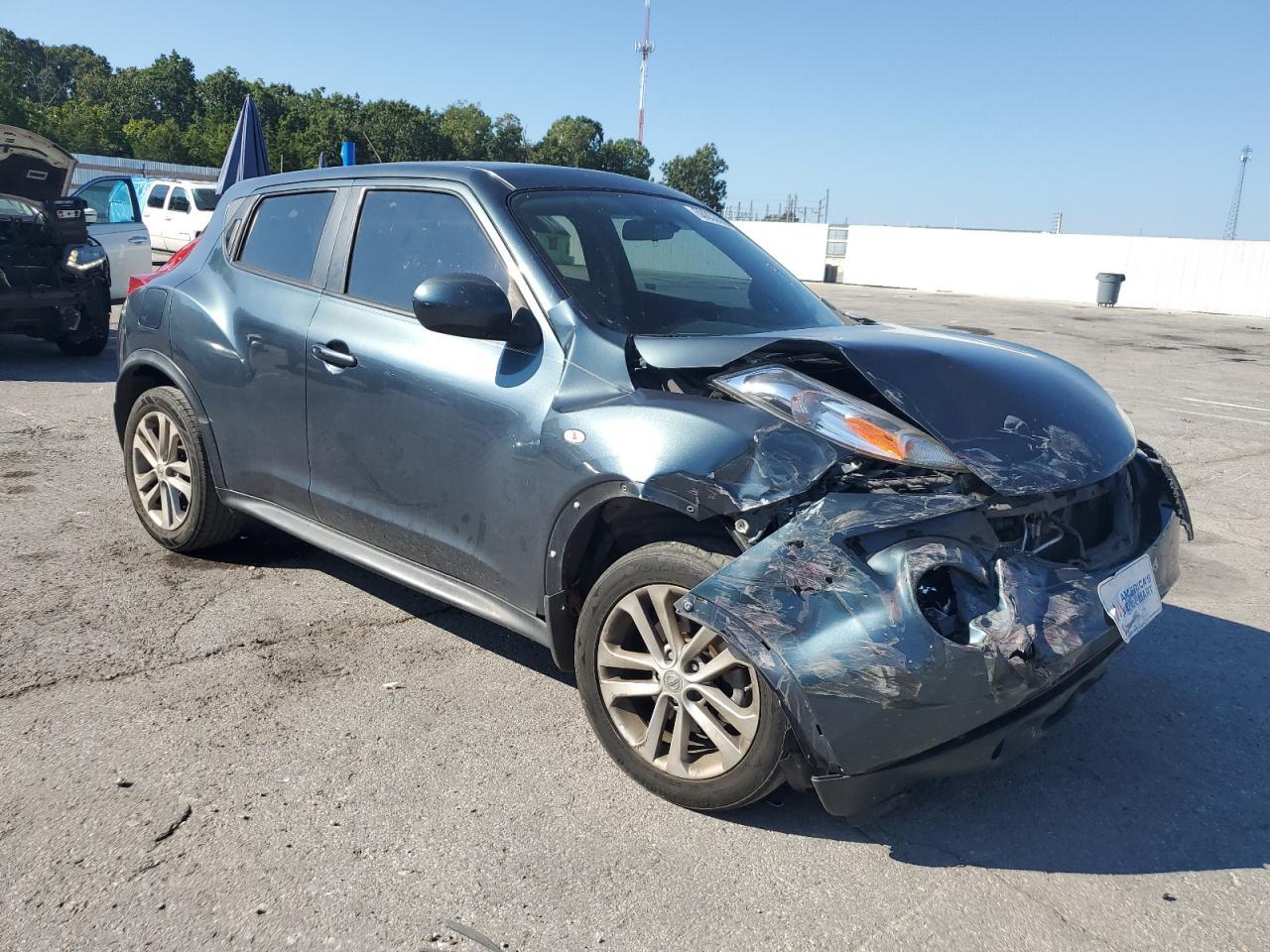 2014 Nissan Juke S - Фото 4