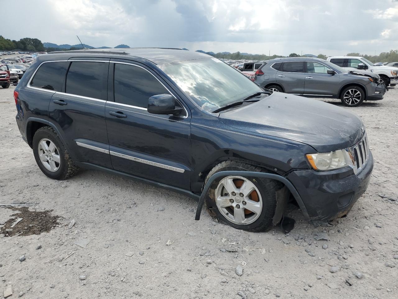 2012 Jeep Grand Cherokee Laredo - Image 4