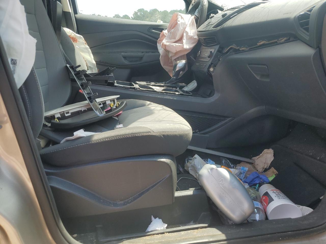 2018 Ford Escape S - Фото 7