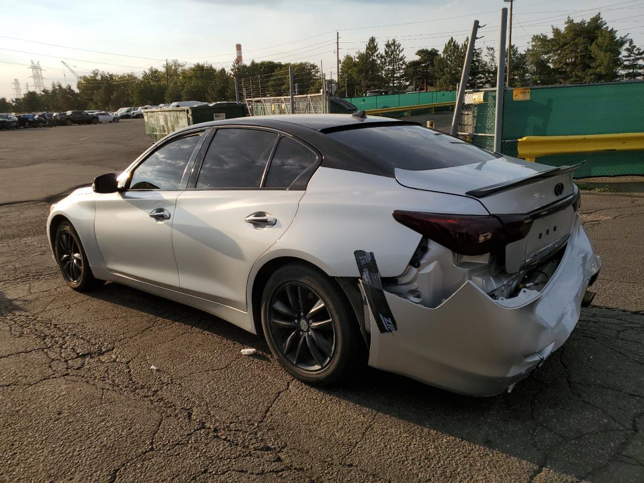 2017 Infiniti Q50 Base - Фото 2