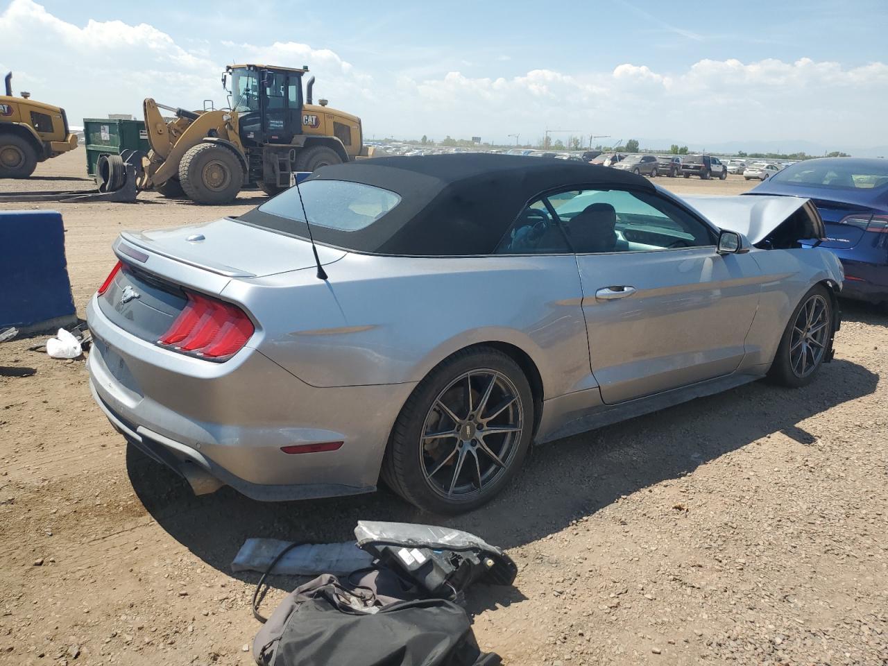 2023 Ford Mustang - Фото 3
