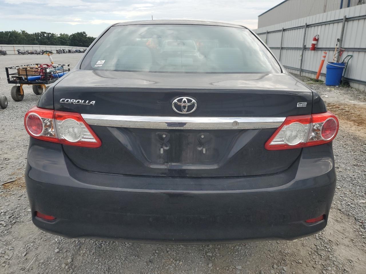2013 Toyota Corolla Base - Фото 6