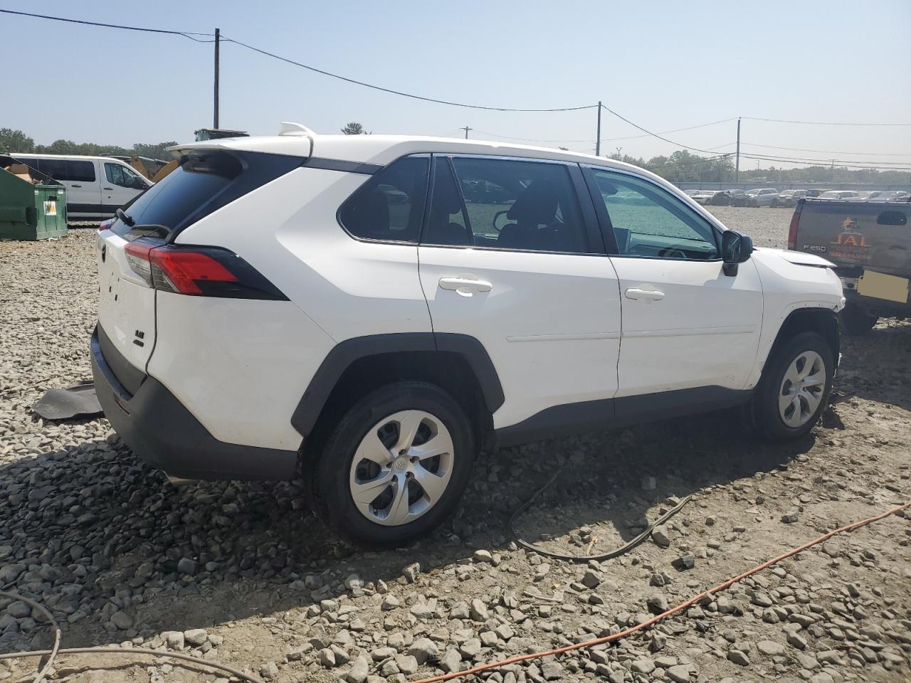 2023 Toyota Rav4 Le - Фото 3