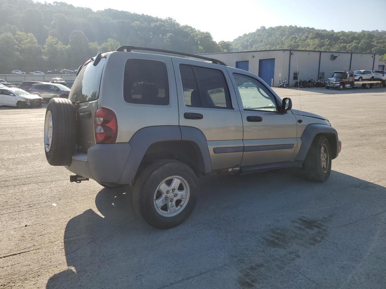 2005 Jeep Liberty Sport - Image 3