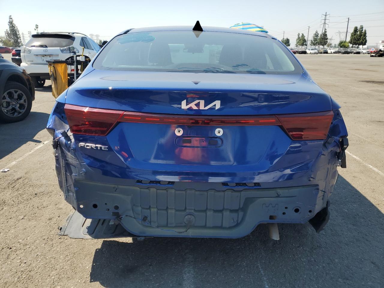 2023 Kia Forte Lx - Image 6