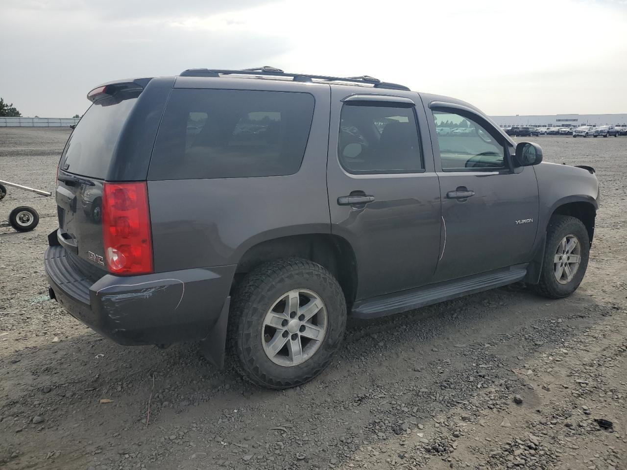 2010 GMC Yukon Sle - Фото 3