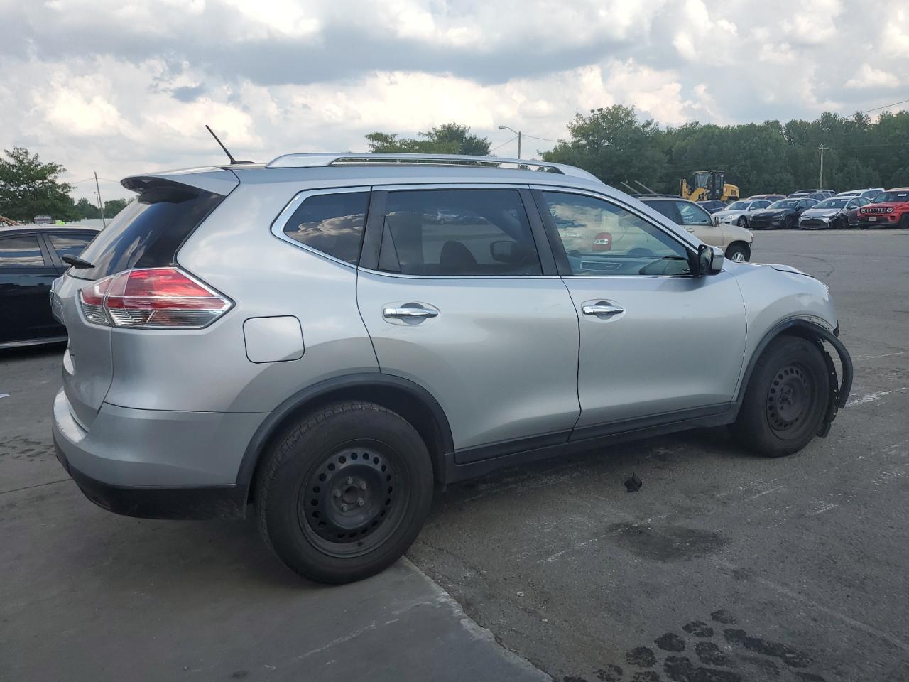 2016 Nissan Rogue S - Фото 3