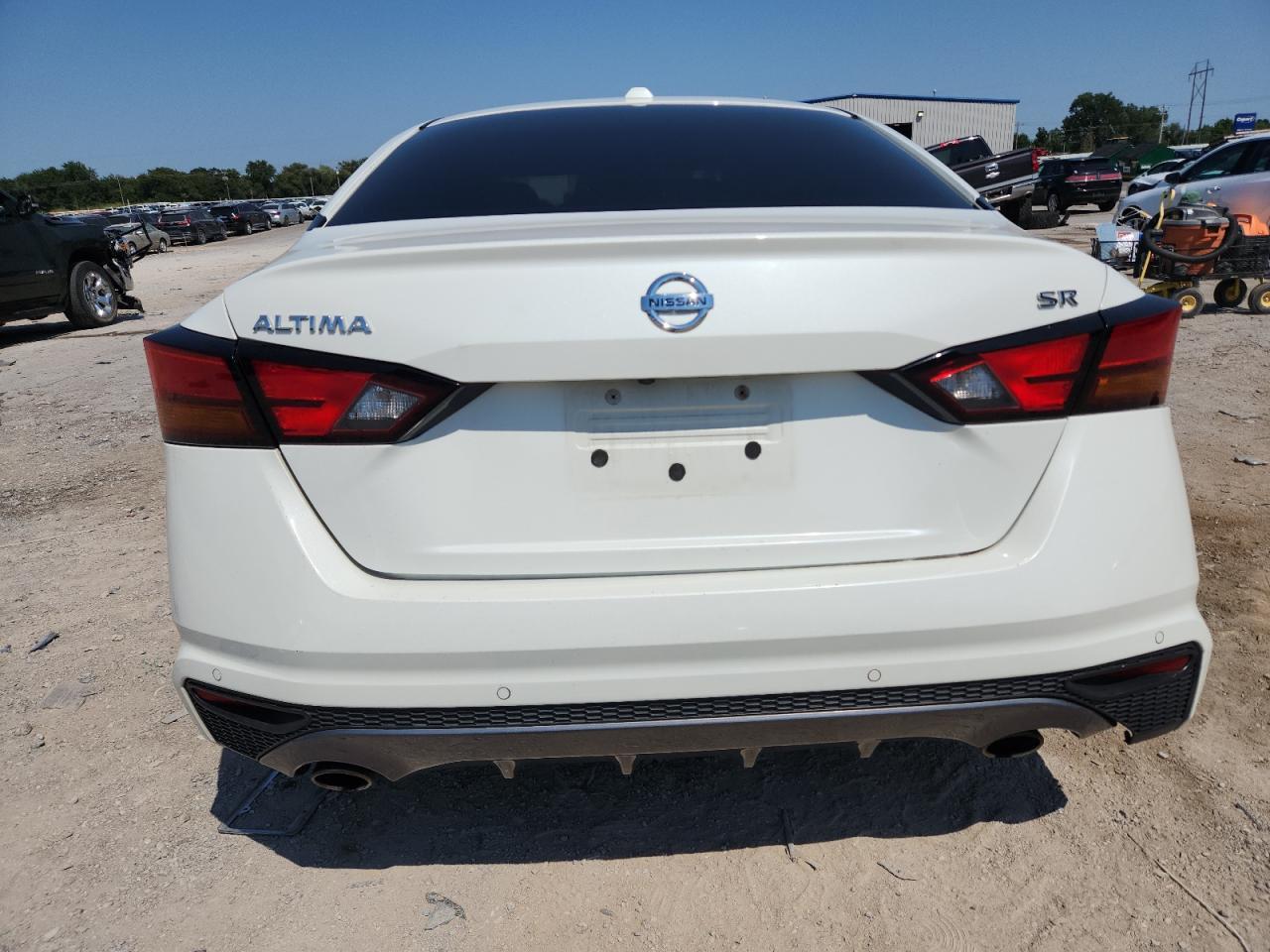 2020 Nissan Altima Sr - Фото 6