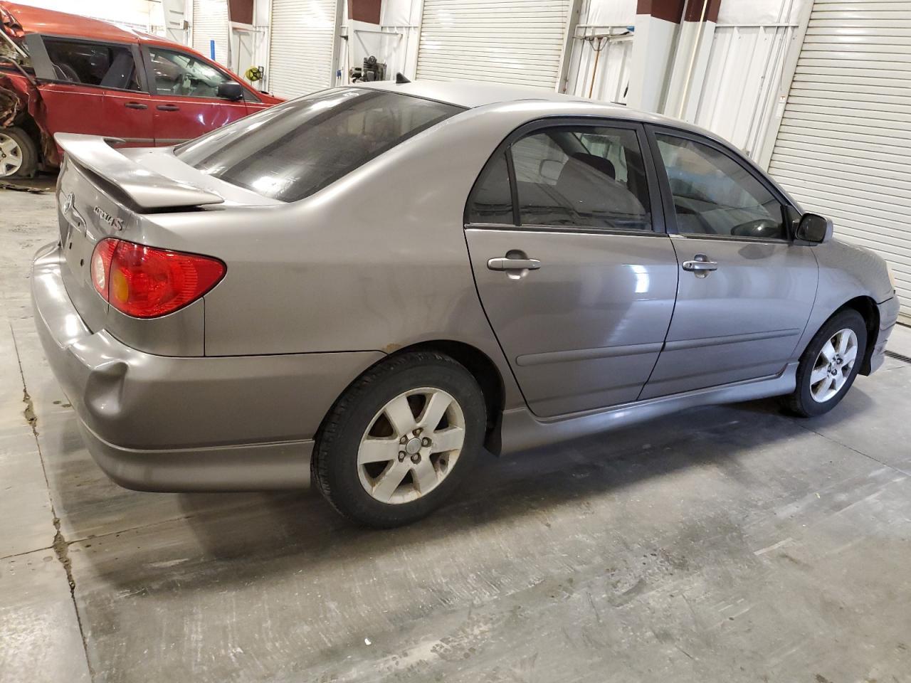 2003 Toyota Corolla Ce - Image 3