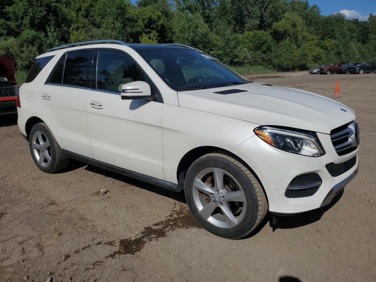 2017 Mercedes-Benz Gle 350 4Matic - Фото 4