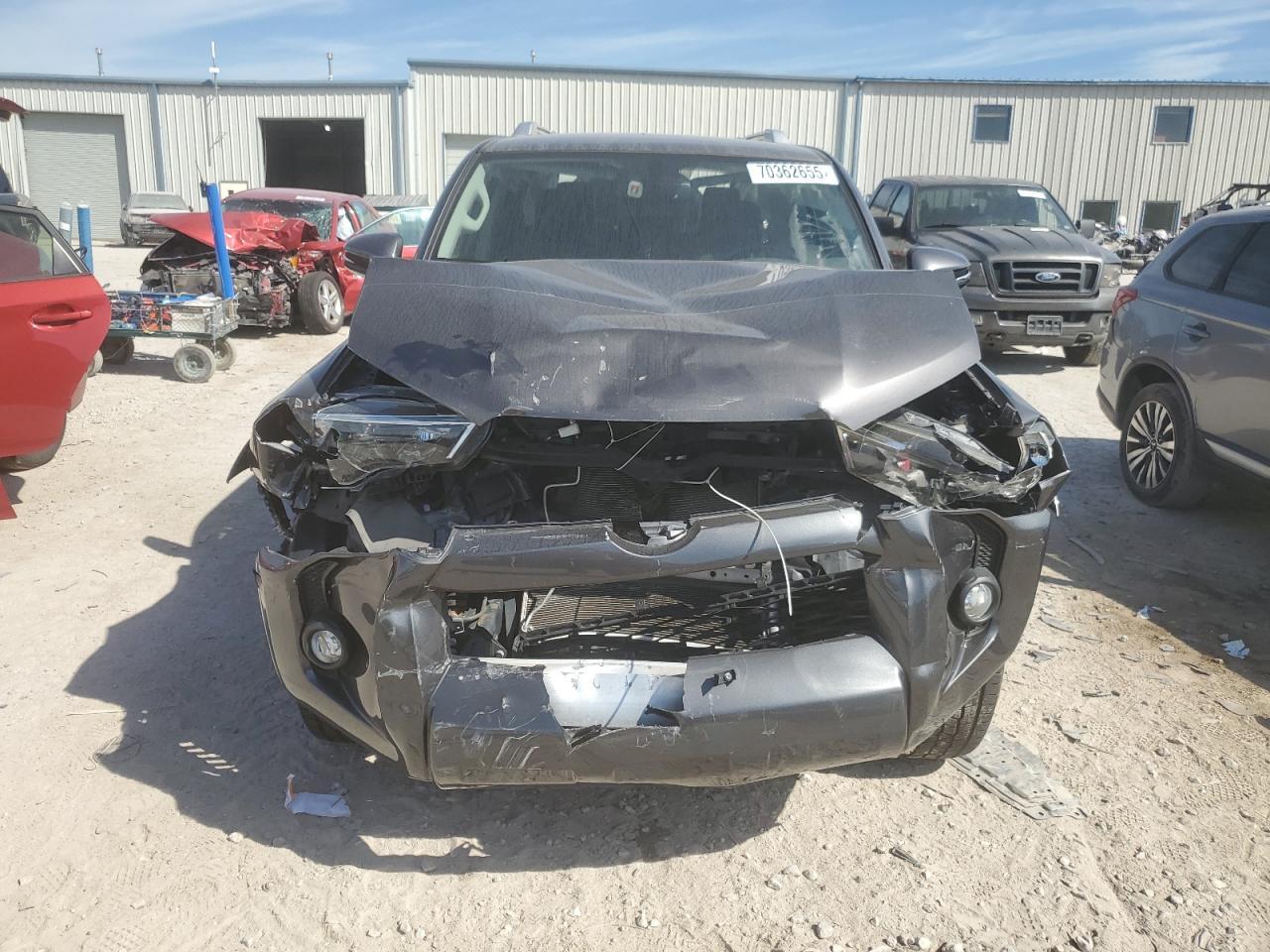 2017 Toyota 4Runner Sr5/Sr5 Premium - Image 5