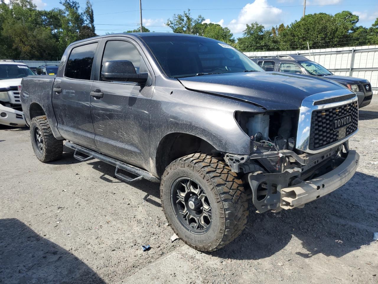 2012 Toyota Tundra Crewmax Sr5 - Image 4