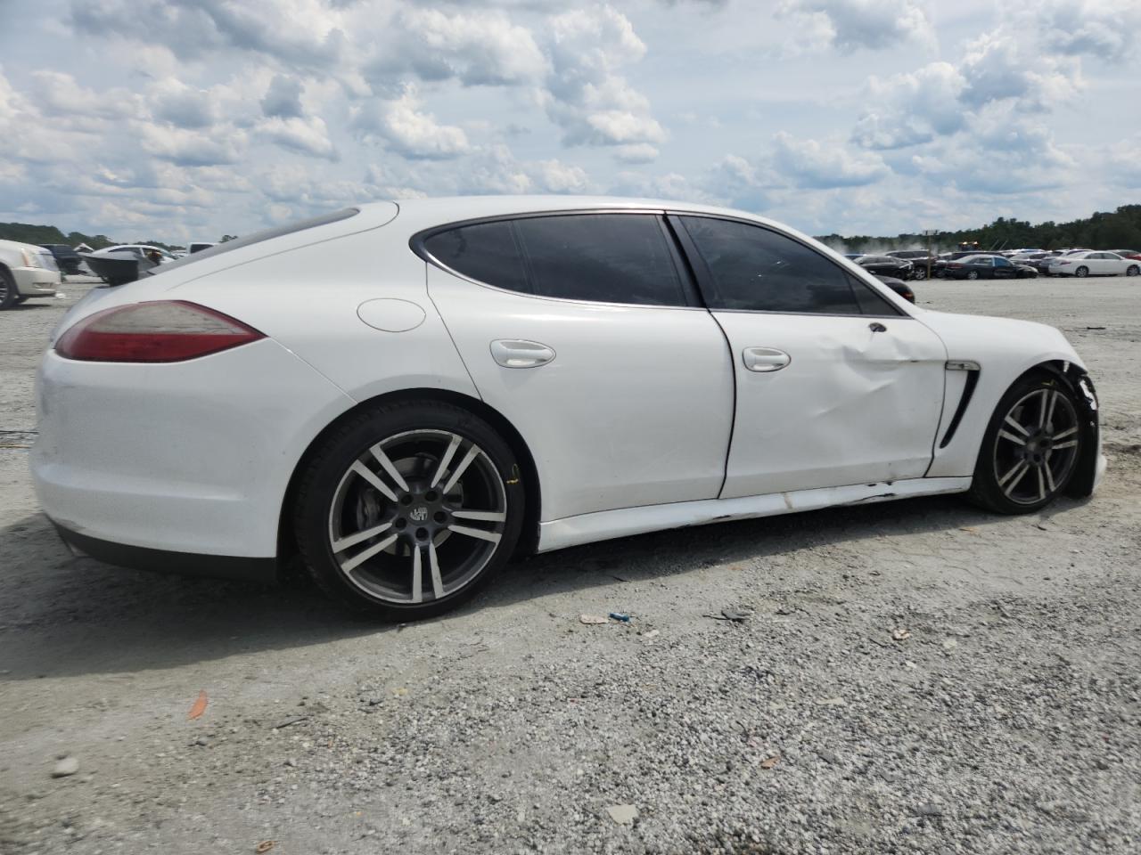 2012 Porsche Panamera 2 - Image 3
