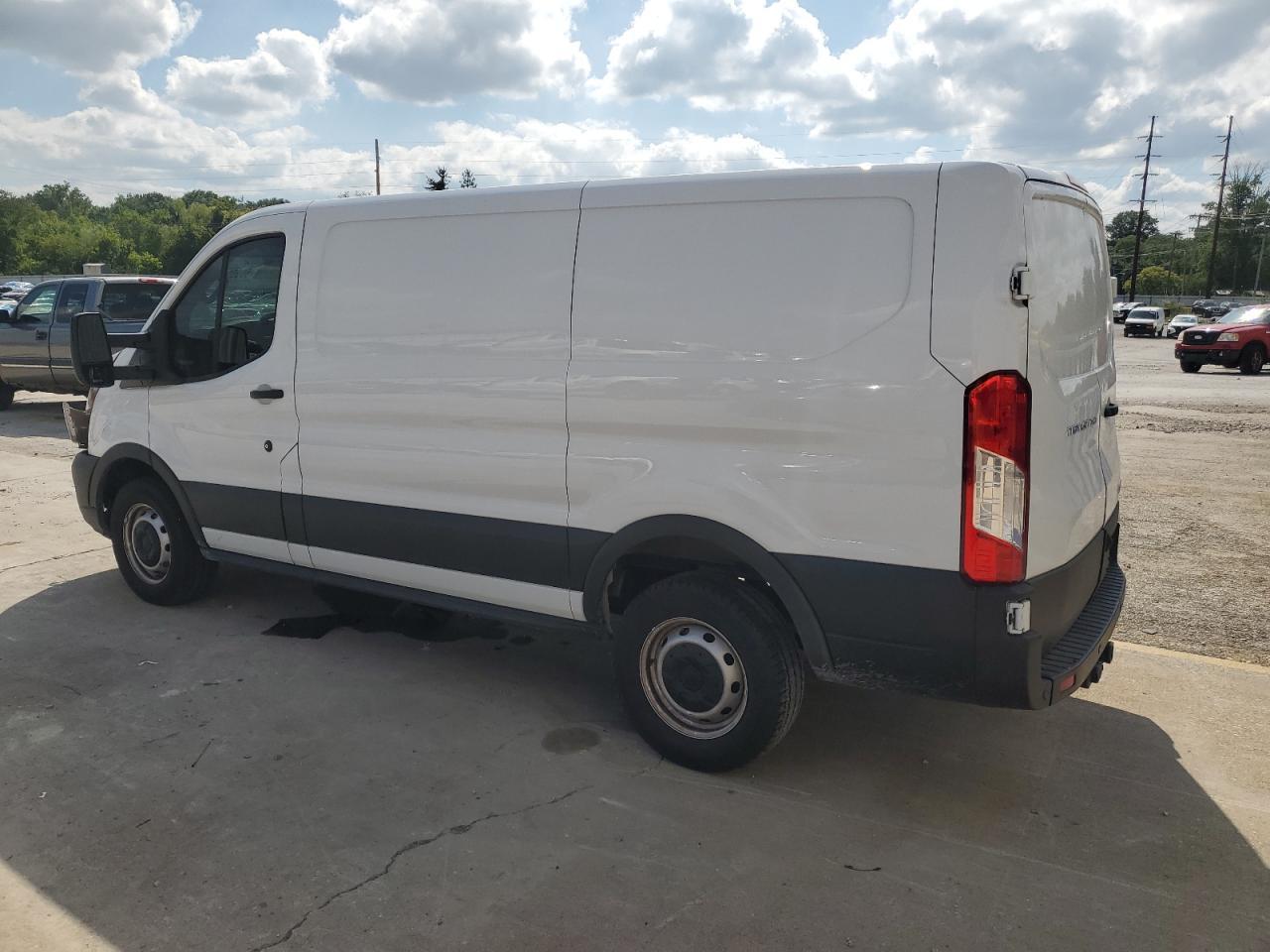 2023 Ford Transit T-250 - Фото 2