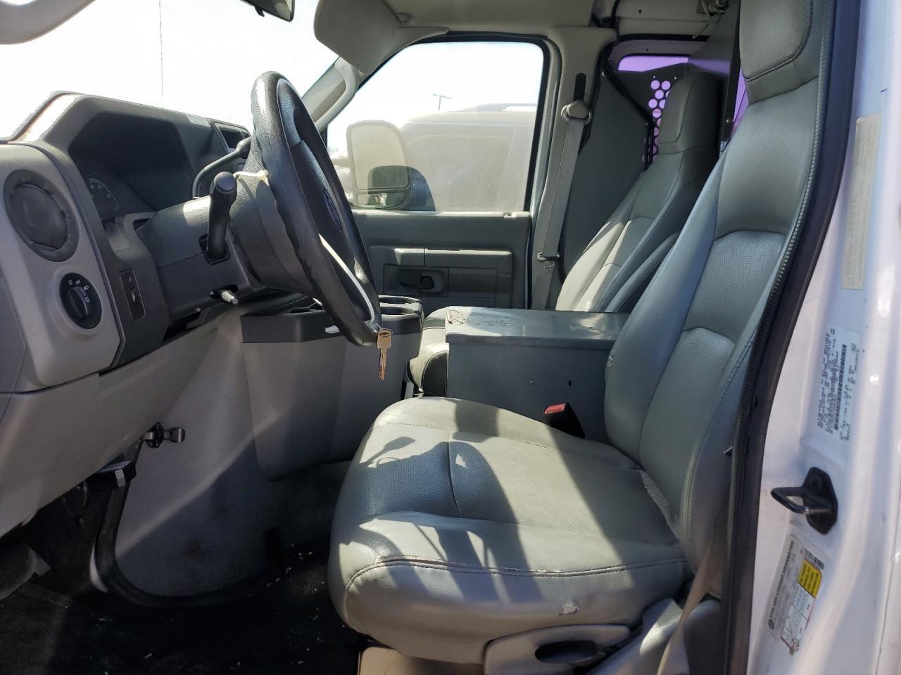2012 Ford Econoline E250 Van - Image 7