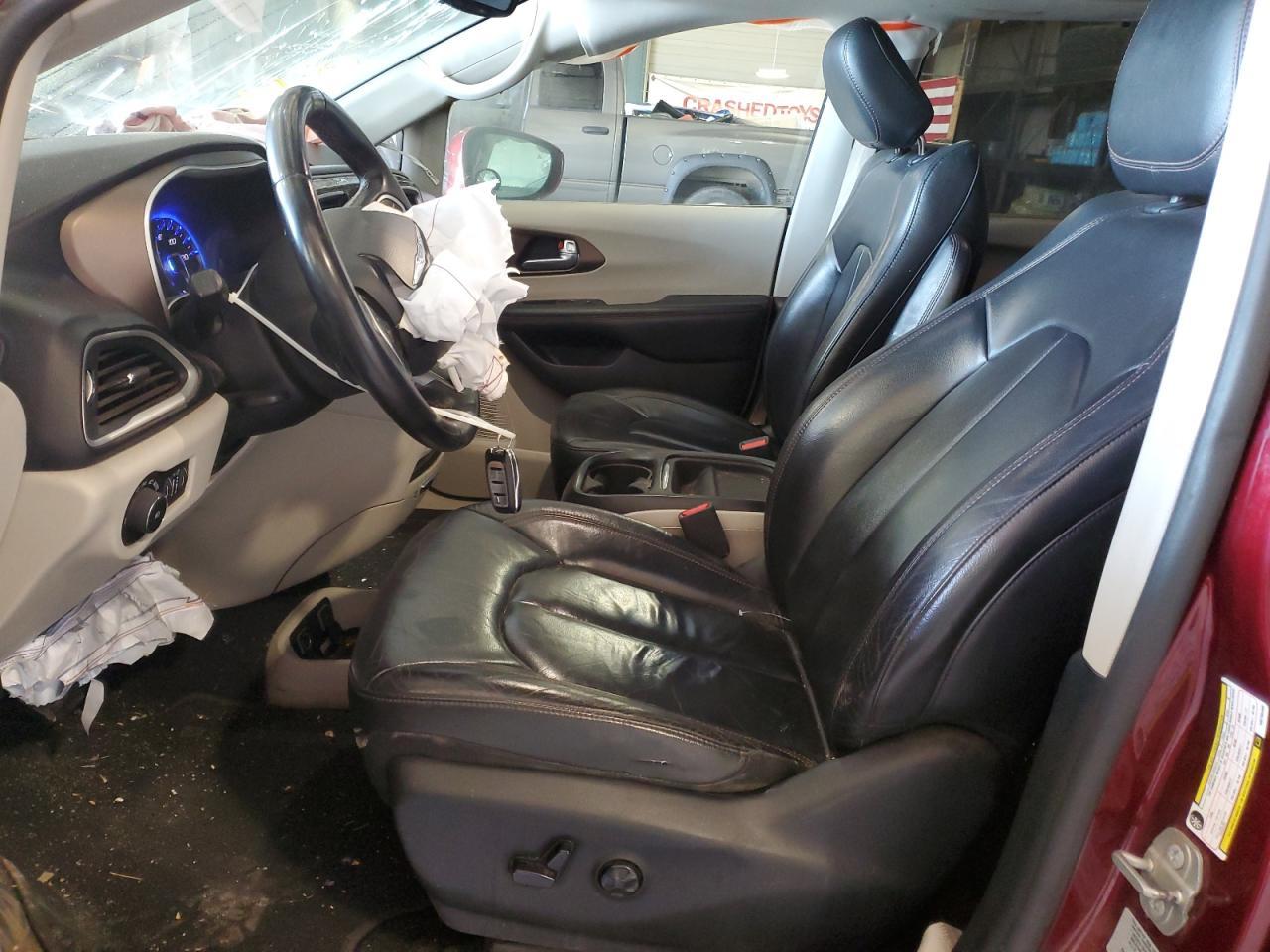 2017 Chrysler Pacifica Touring L - Фото 7