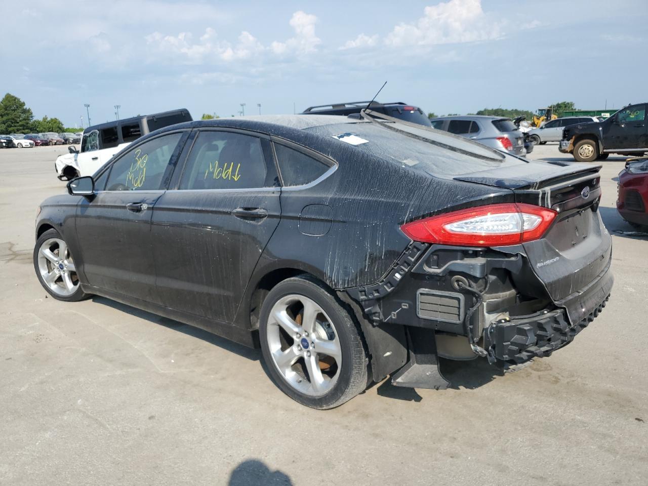 2015 Ford Fusion Se - Image 2