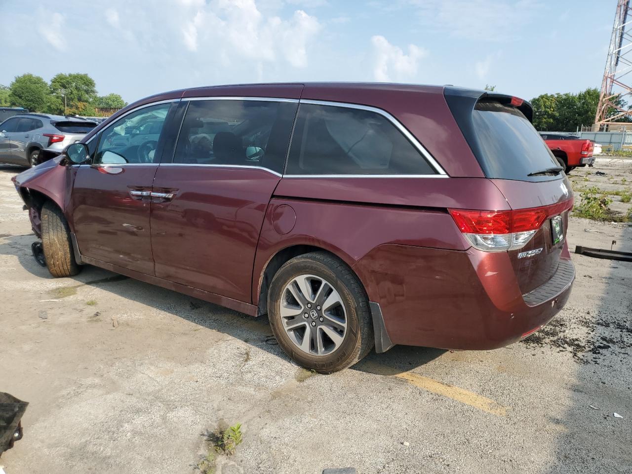 2016 Honda Odyssey Touring - Фото 2