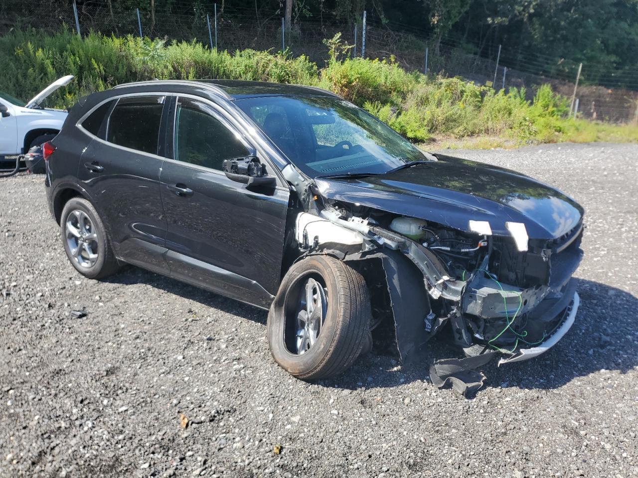 2023 Ford Escape St Line - Фото 4