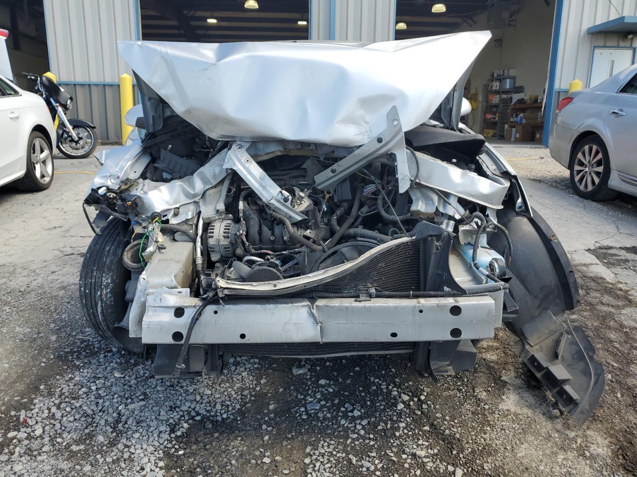 2010 Pontiac G6 - Фото 5