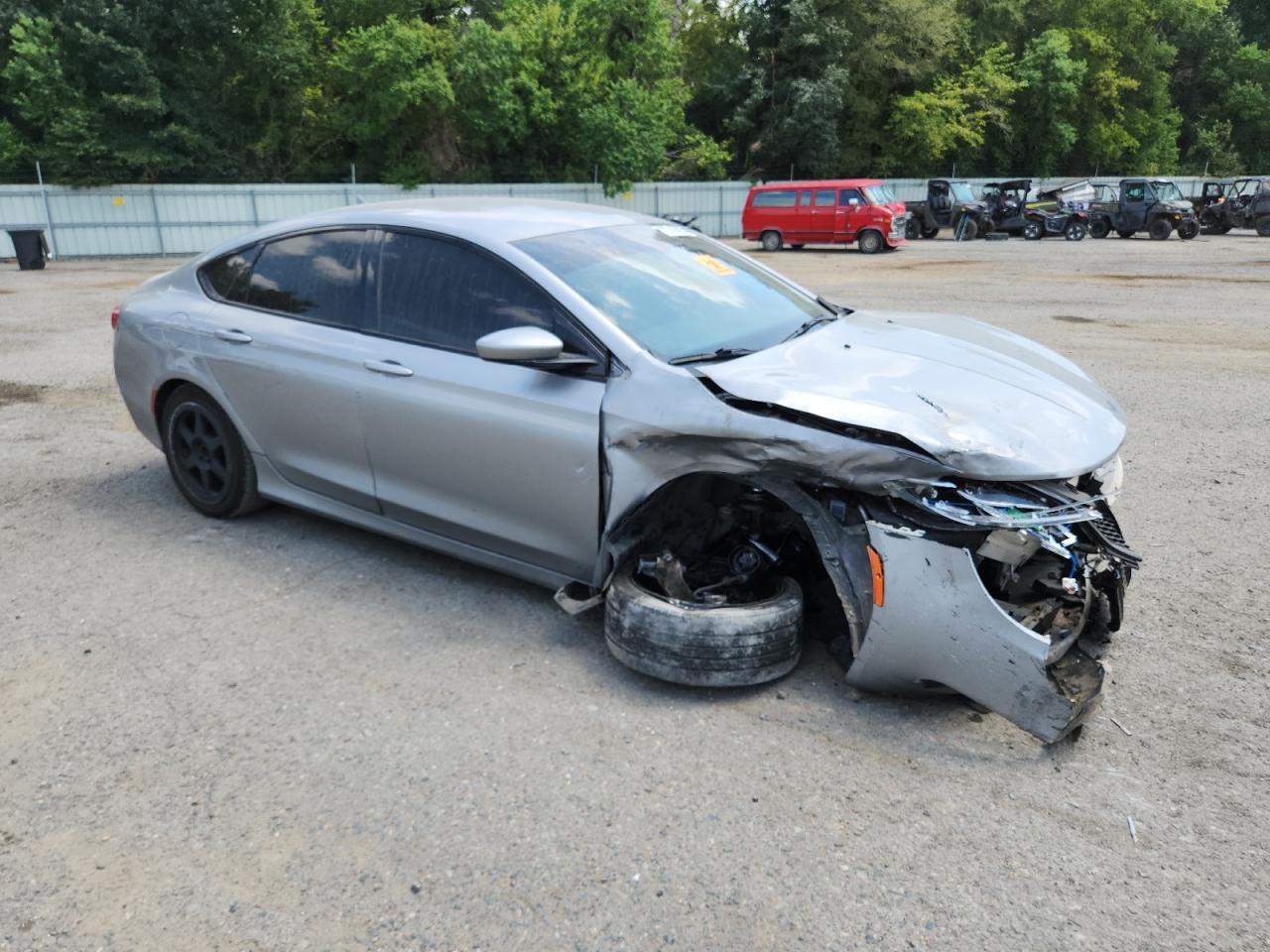 2015 Chrysler 200 S - Image 4