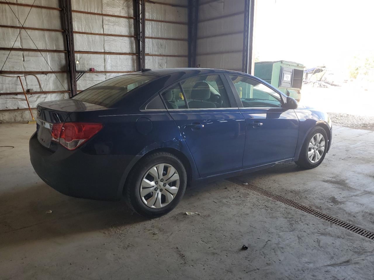 2012 Chevrolet Cruze Ls - Image 3