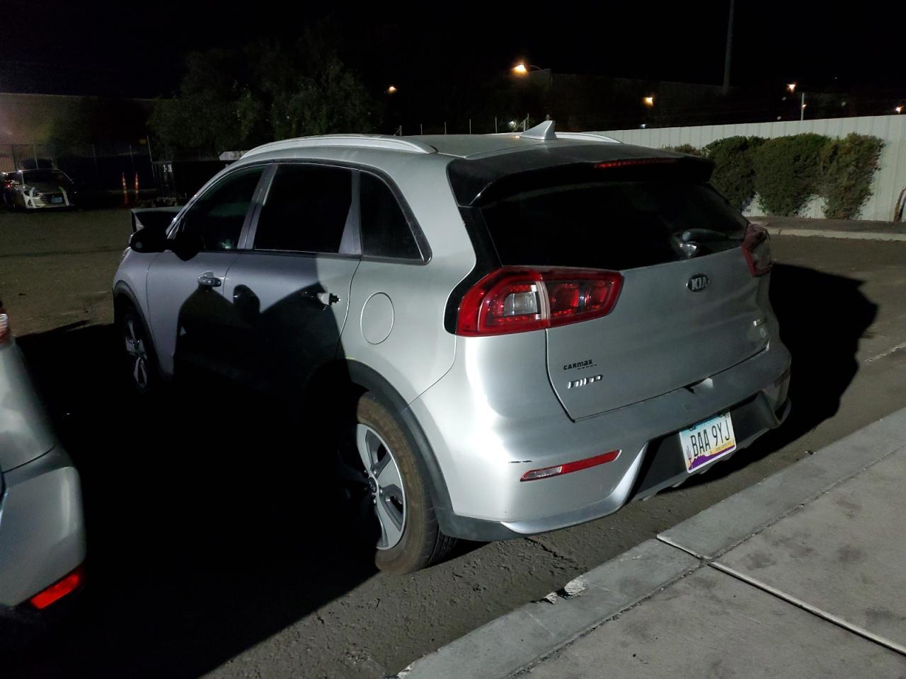 2018 Kia Niro Fe - Image 2